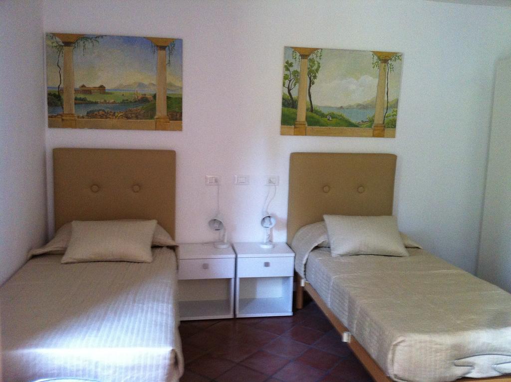 Villa Iolanda Rome Room photo